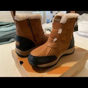Brand New kookaburra winter boots